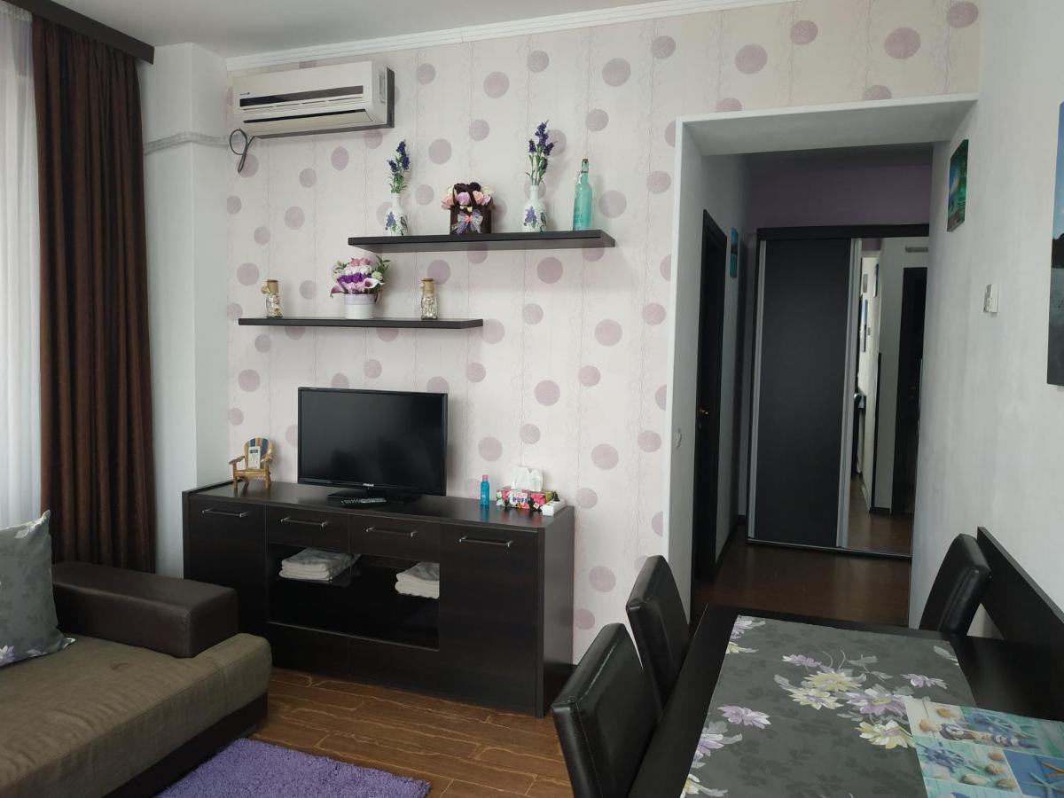 Cristina Iris Apartment Mamaia Exterior photo